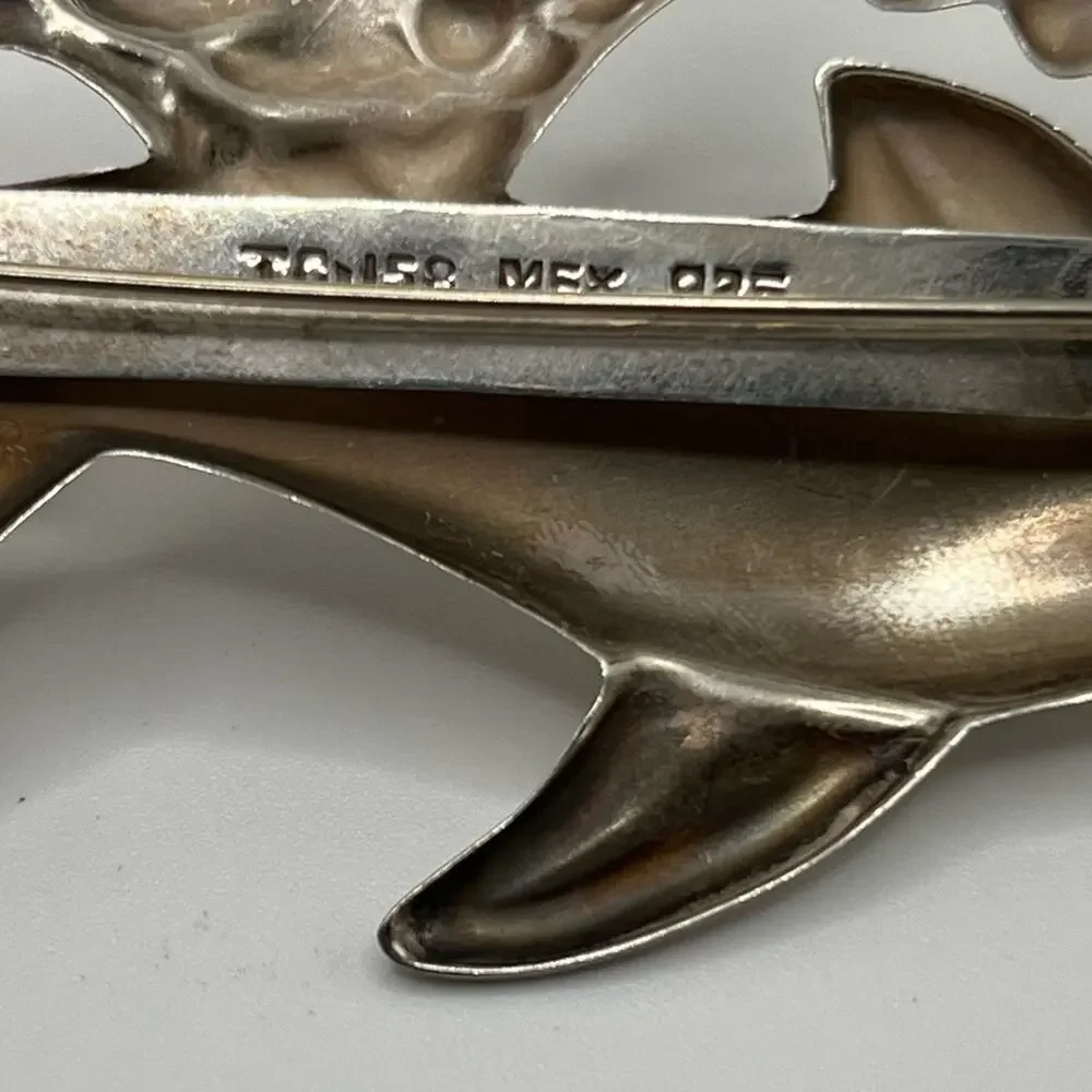 925 silver dolphin brooch